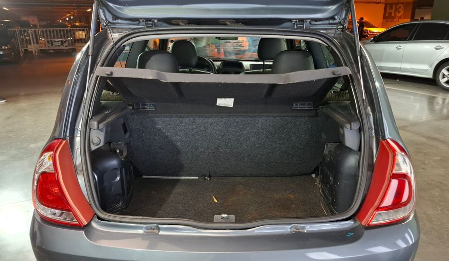 Renault Clio 1.1 EXPRESSION Hatchback 2014