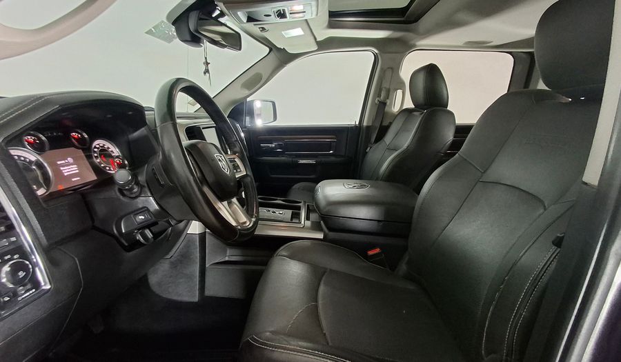 Dodge Ram 5.7 LARAMIE AUTO CREW CAB 4WD Pickup 2017