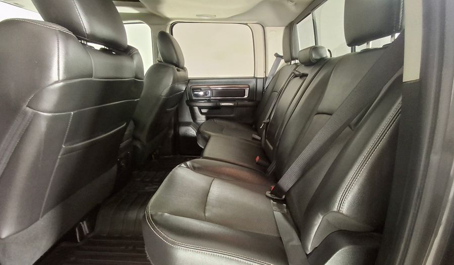 Dodge Ram 5.7 LARAMIE AUTO CREW CAB 4WD Pickup 2017