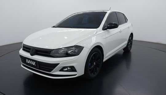 Volkswagen • Polo