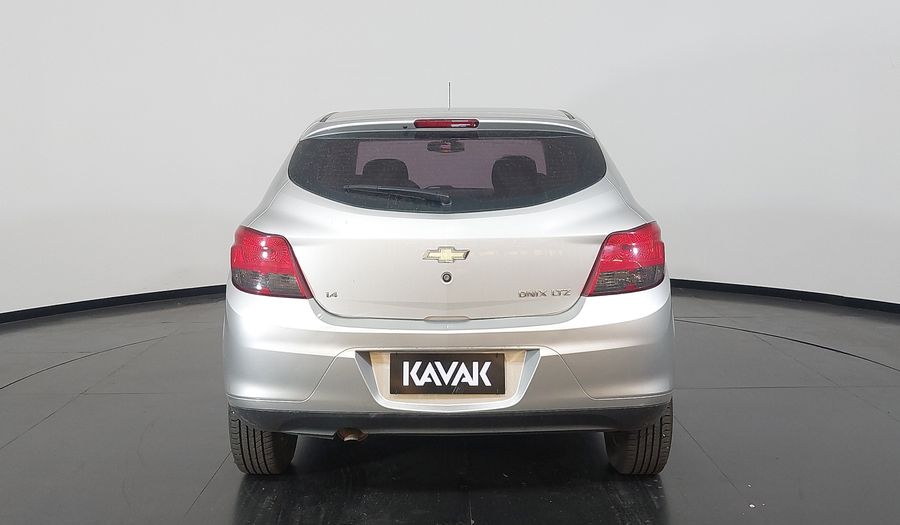 Chevrolet Onix 1.4 SPE/4 LTZ Hatchback 2014