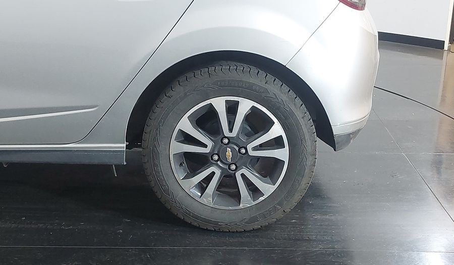 Chevrolet Onix 1.4 SPE/4 LTZ Hatchback 2014