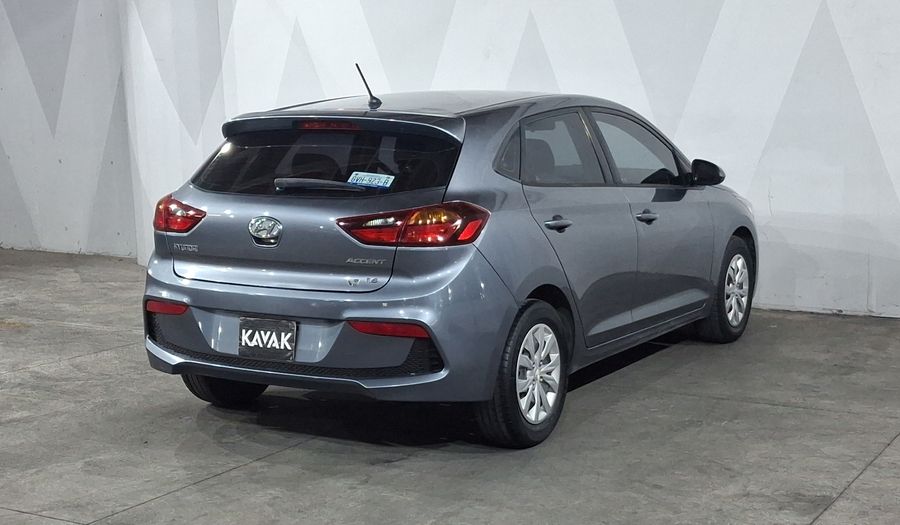Hyundai Accent 1.6 GL Hatchback 2020