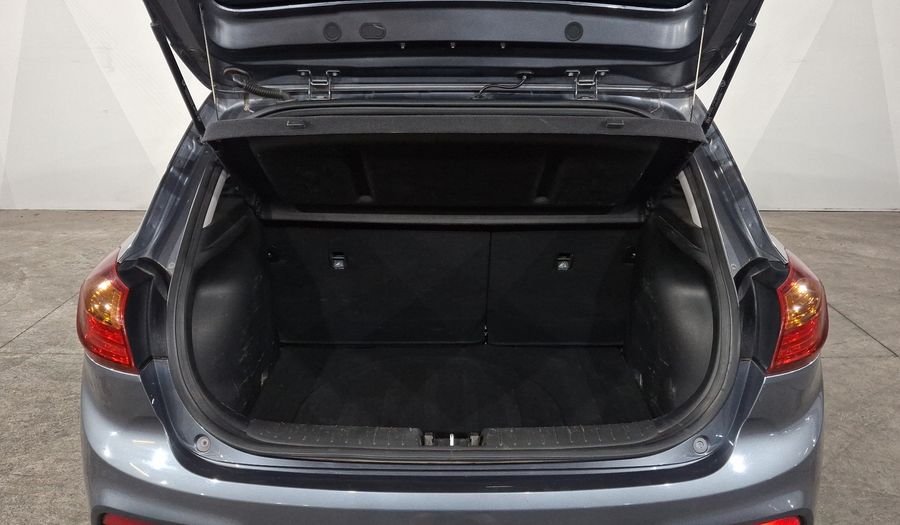 Hyundai Accent 1.6 GL Hatchback 2020