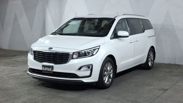 Kia • Sedona