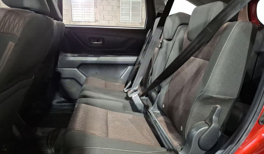 Toyota Avanza 1.5 XLE CVT Minivan 2024