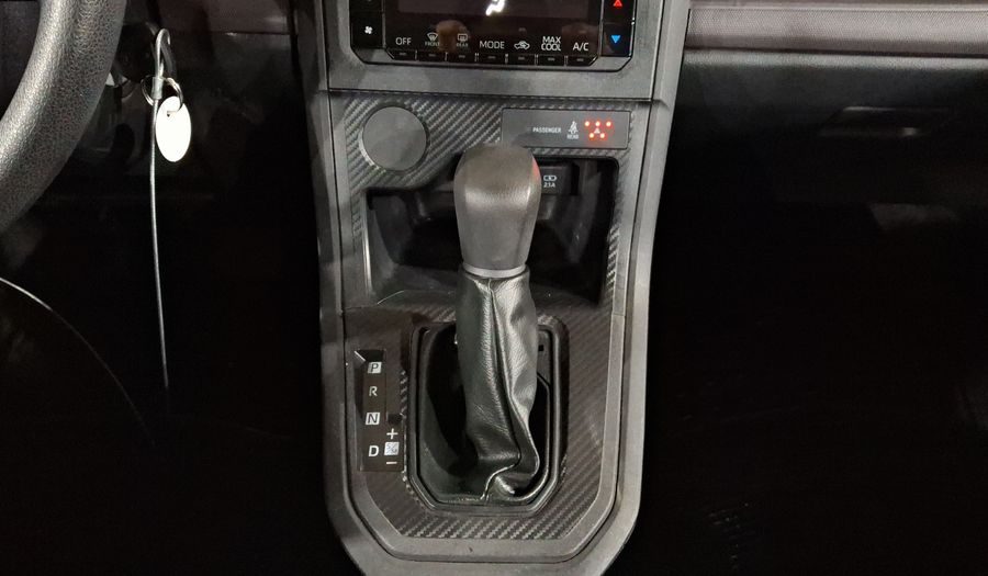 Toyota Avanza 1.5 XLE CVT Minivan 2024