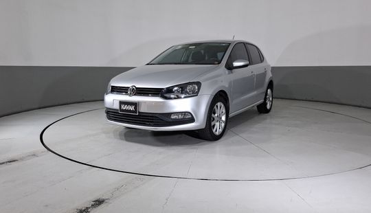 Volkswagen • Polo