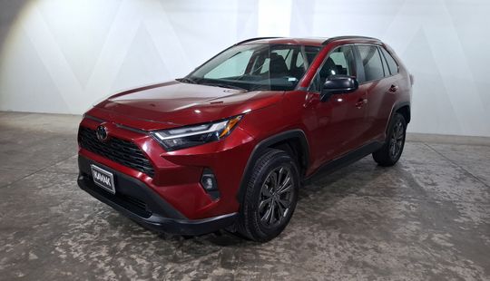 Toyota • RAV4