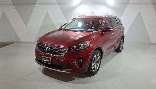 Kia • Sorento