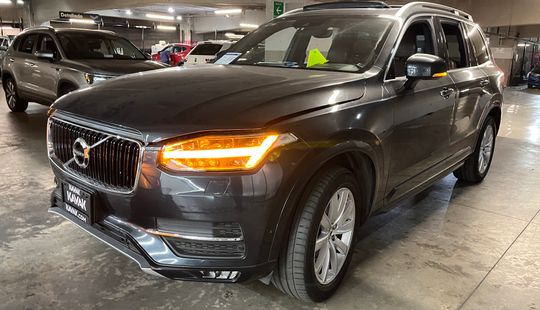 Volvo • XC90