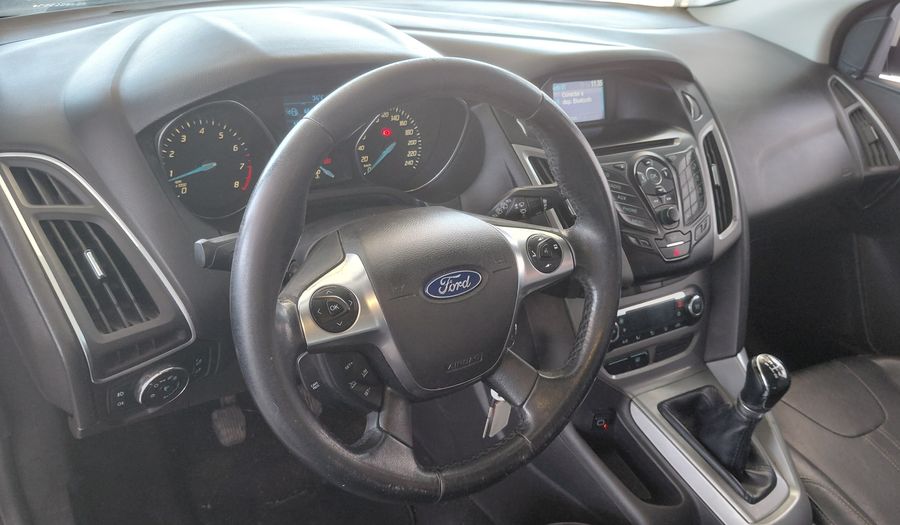 Ford Focus Iii 2.0 SE PLUS Hatchback 2014