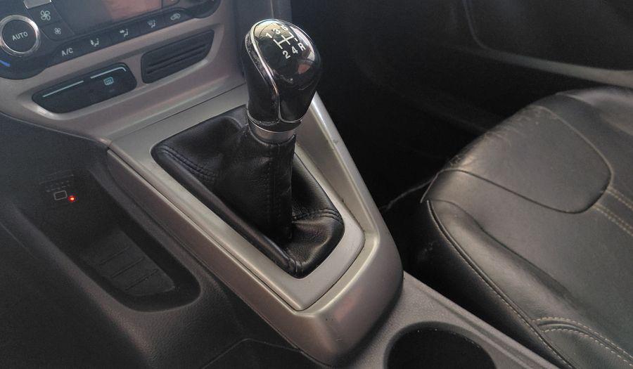 Ford Focus Iii 2.0 SE PLUS Hatchback 2014