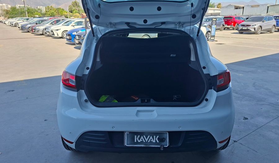 Renault Clio 1.2 EXPRESSION Hatchback 2021