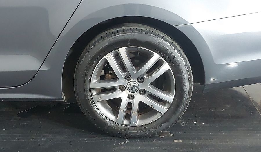 Volkswagen Jetta 1.4 TSI COMFORTLINE TIPTRONIC Sedan 2016