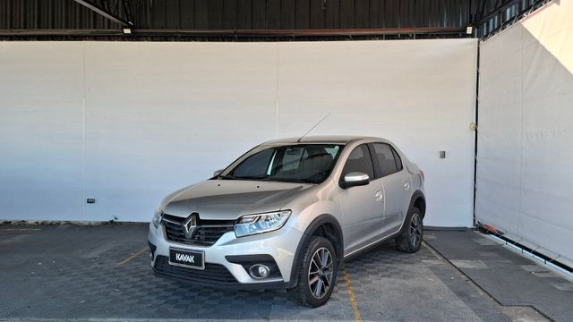 Renault • Logan