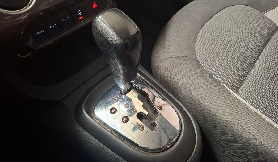 Citroen C3 1.6 FEEL AT Hatchback 2018