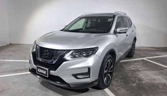 Nissan • X-Trail
