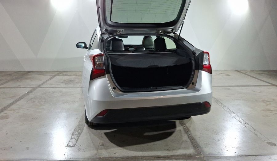 Toyota Prius 1.8 HEV PREMIUM AUTO Hatchback 2021