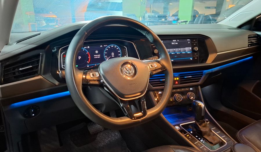 Volkswagen Vento 1.4 TSI HIGHLINE 250 AUTO Sedan 2020