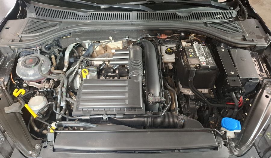Volkswagen Vento 1.4 TSI HIGHLINE 250 AUTO Sedan 2020