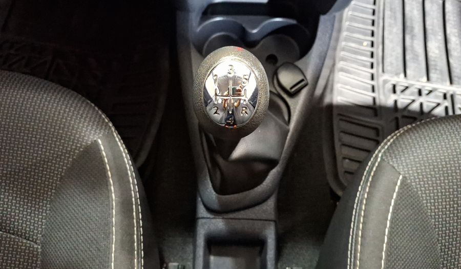 Renault Logan 1.6 INTENS MT Sedan 2018