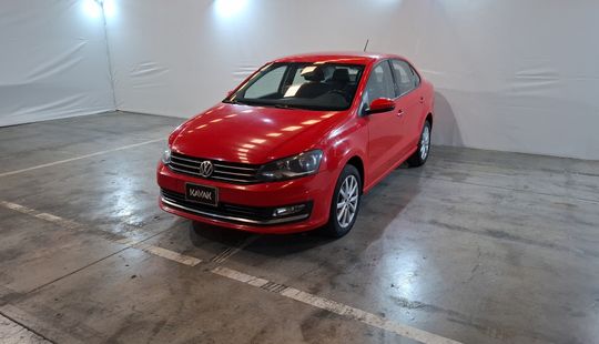 Volkswagen • Vento