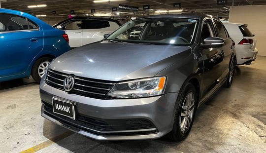 Volkswagen • Jetta