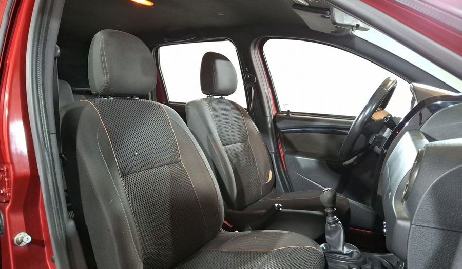 Renault Duster 2.0 DYNAMIQUE MEDIA NAV MT Suv 2017