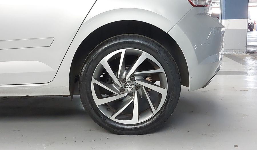 Volkswagen Polo 1.0 200 TSI HIGHLINE AUTO Hatchback 2019