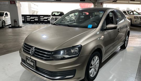 Volkswagen • Vento