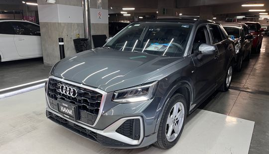 Audi • Q2