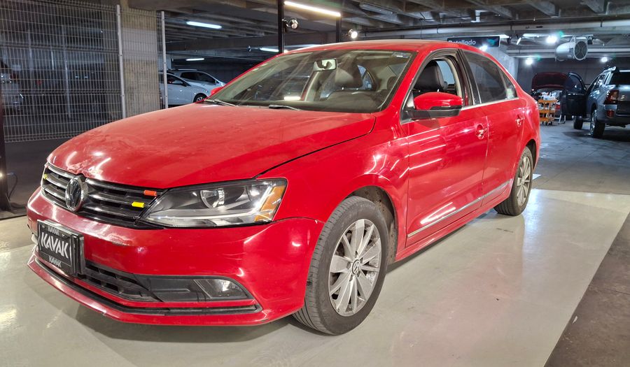 Volkswagen Jetta 2.5 COMFORTLINE TIP. BOLSAS AIRE DEL. Sedan 2018