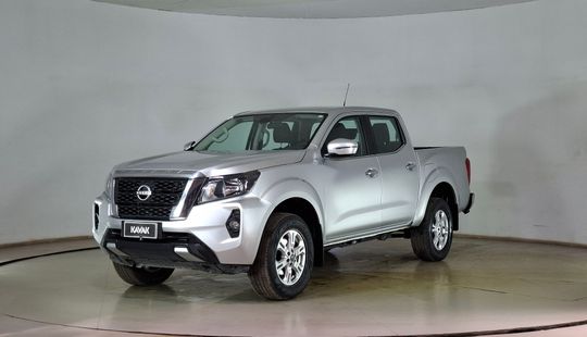 Nissan • Navara