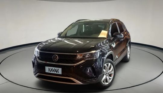 Volkswagen • Taos