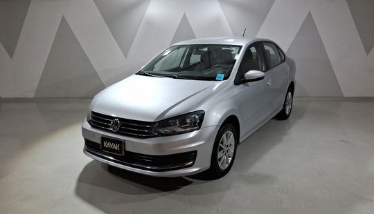 Volkswagen • Vento