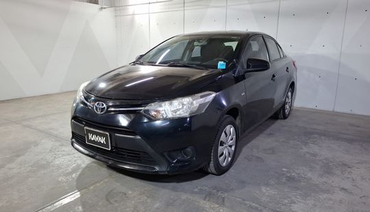 Toyota • Yaris