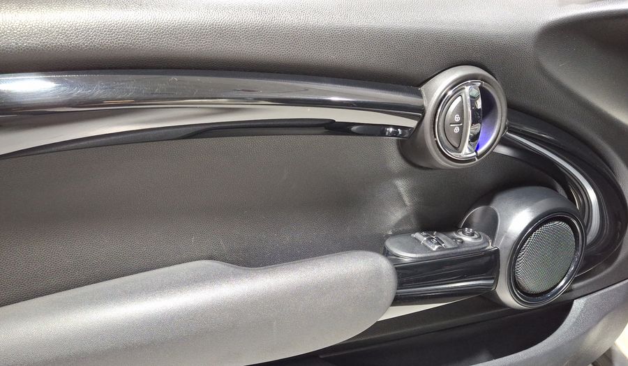 Mini Cooper 1.5 COOPER CHILI DCT Hatchback 2019
