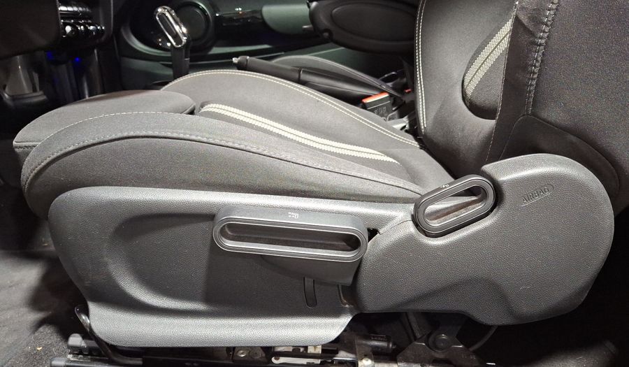 Mini Cooper 1.5 COOPER CHILI DCT Hatchback 2019