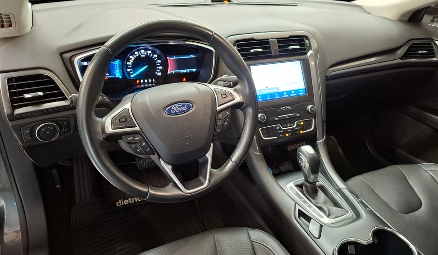 Ford Mondeo 2.0 TITANIUM HYBRID AUTO Sedan 2021