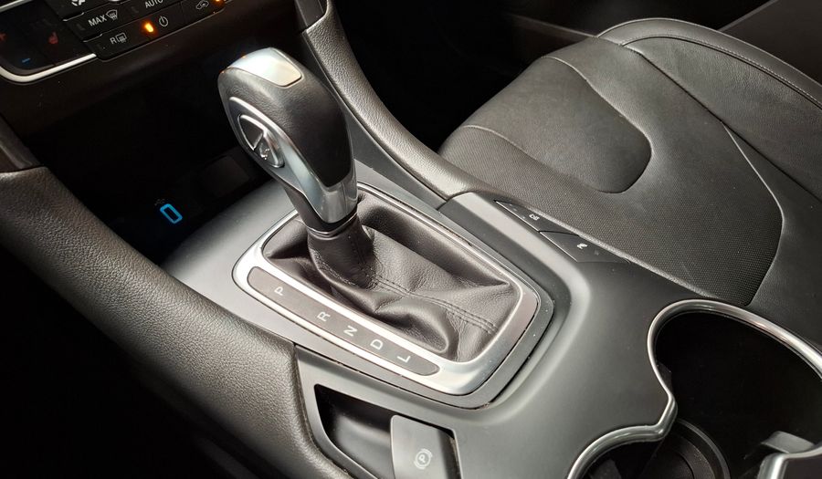 Ford Mondeo 2.0 TITANIUM HYBRID AUTO Sedan 2021