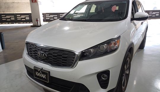 Kia • Sorento