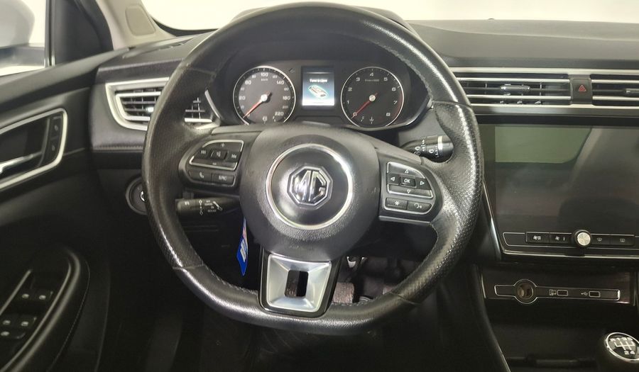 Mg 5 1.5 DLX Sedan 2023