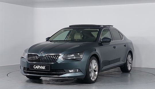 Skoda • Superb