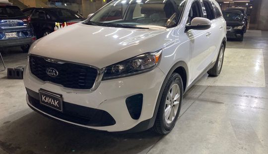 Kia • Sorento