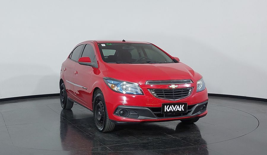 Chevrolet Onix 1.4 SPE/4 LT Hatchback 2013