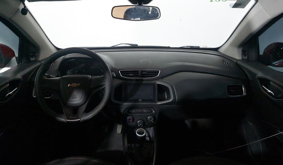 Chevrolet Onix 1.4 SPE/4 LT Hatchback 2013