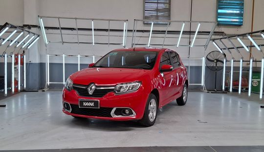 Renault • Sandero