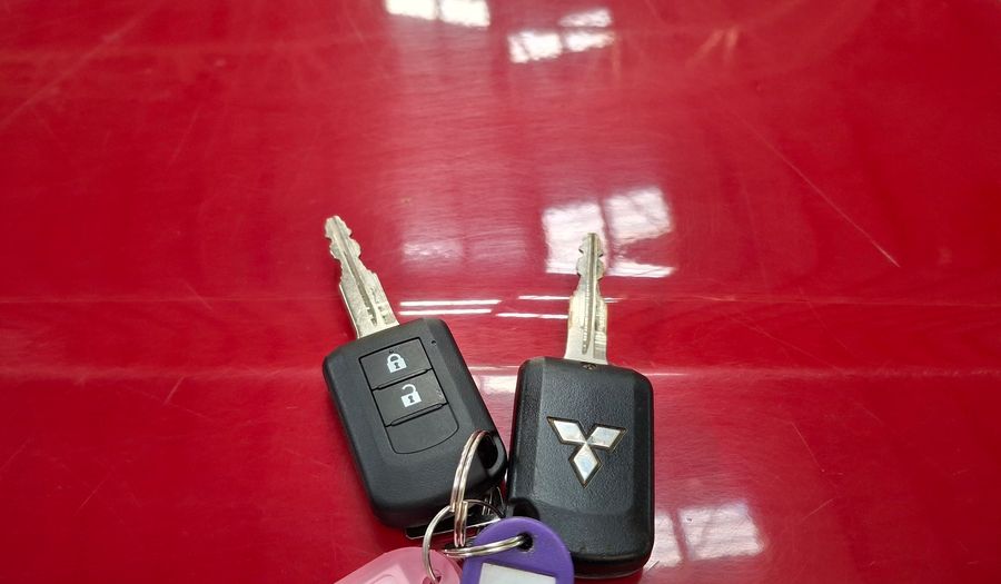 Mitsubishi L200 2.4 TD KATANA CRM DC 4WD Pickup 2023