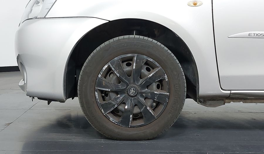 Toyota Etios 1.3 X Hatchback 2017